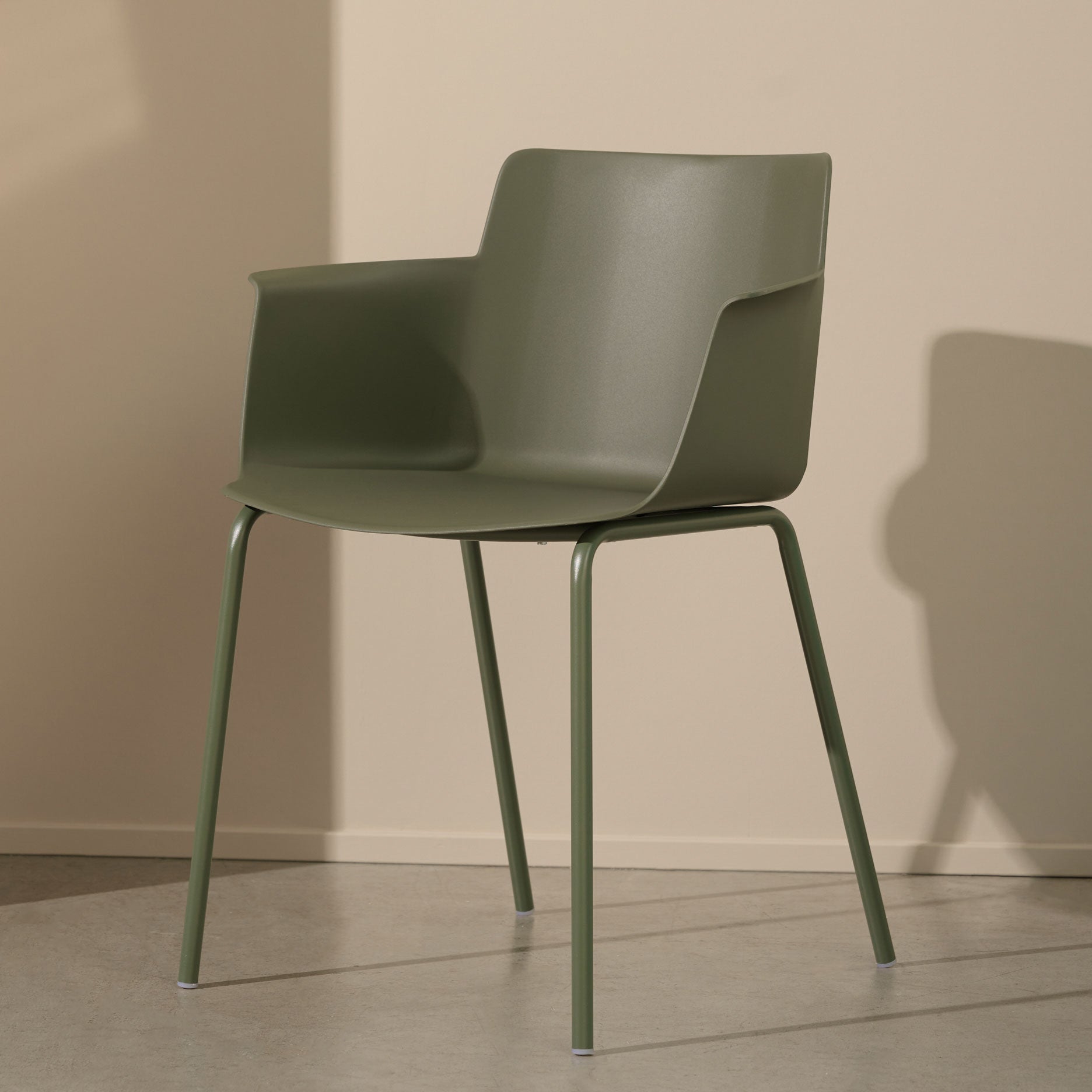 Bari spisebordsstol plast